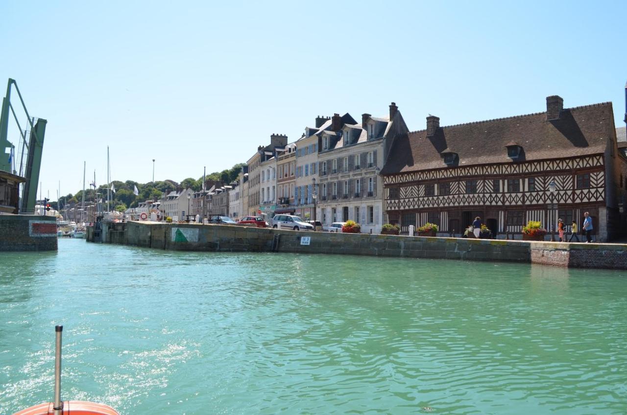 Appartement Le Phare Au Pied Du Port Saint-Valery-en-Caux Exteriér fotografie